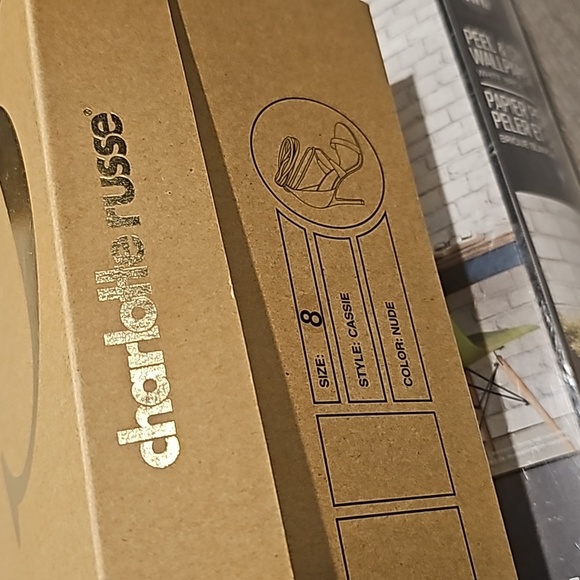 Charlottw russe heels - Picture 7 of 9